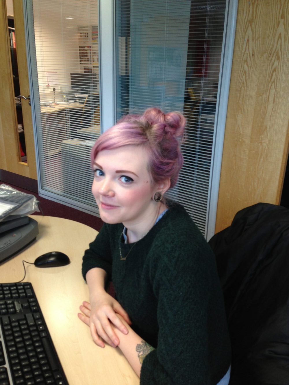 leonie intern