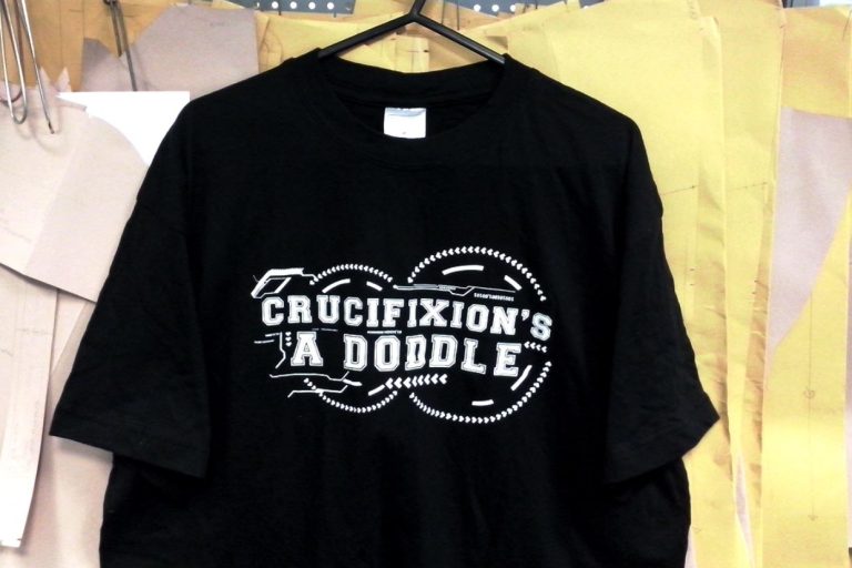 Tshirt - crucifixion is a doddle